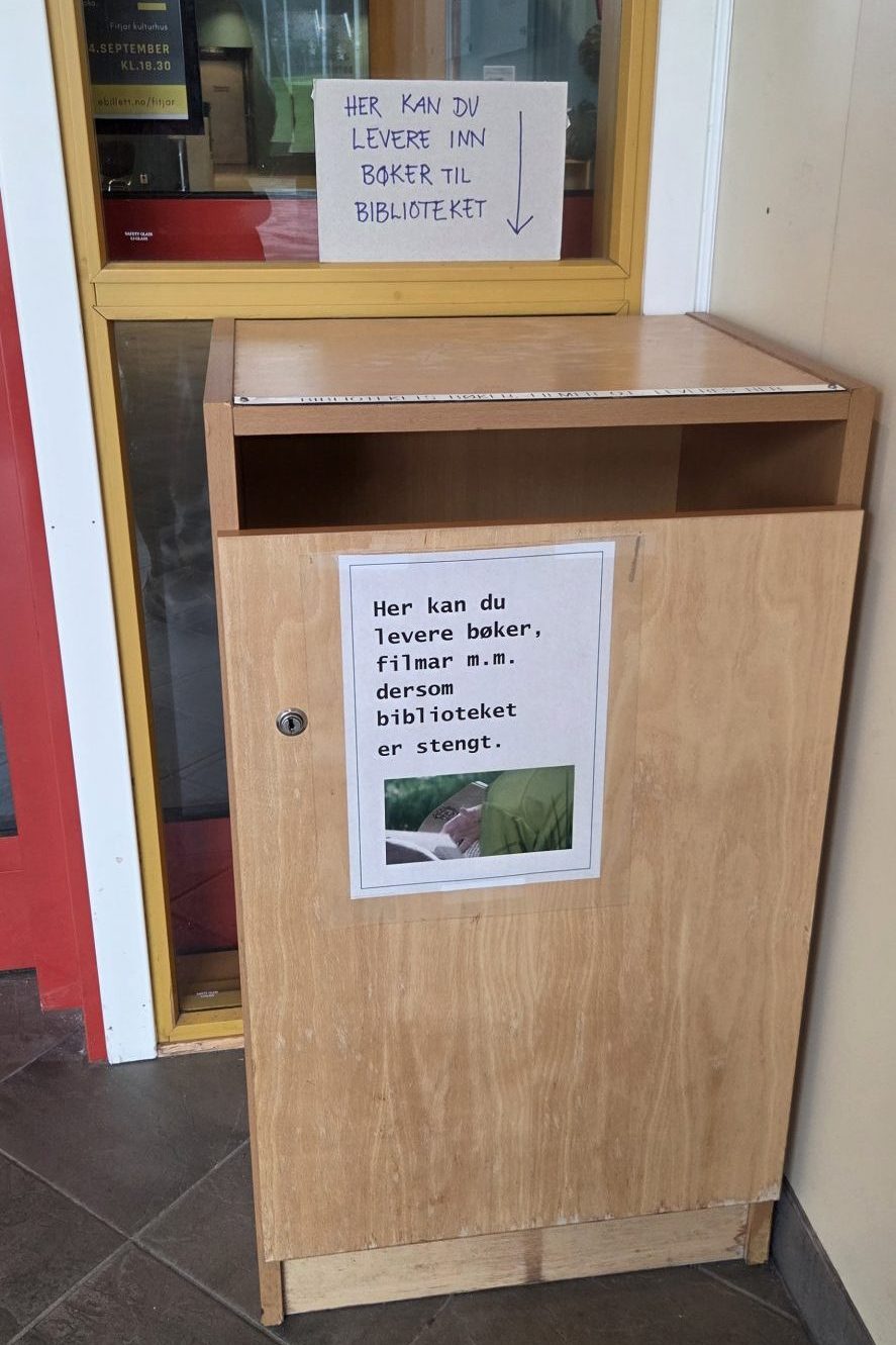 ein bok til innlevering av bøker